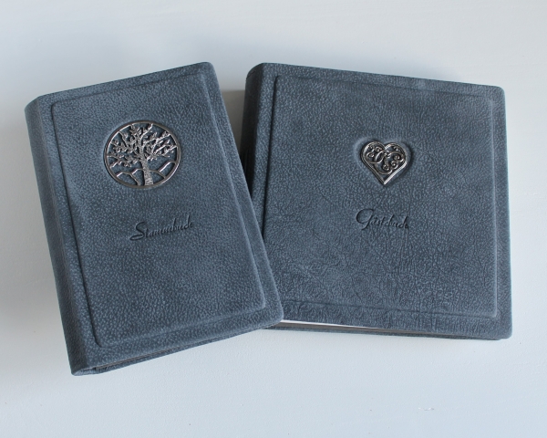 Gästebuch - Album "Herz" aus grauem Büffelleder, mittelgroß